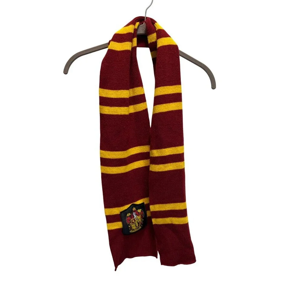 Harry Potter Gryffindor scarf