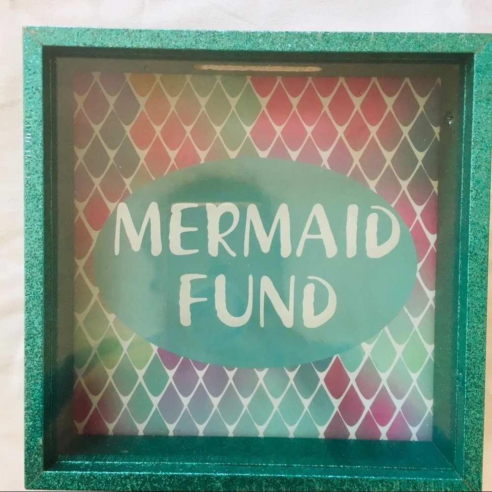 NWT MERMAID ZIP CASE , BANK , UNICORN PENS LIP GLOSS!
