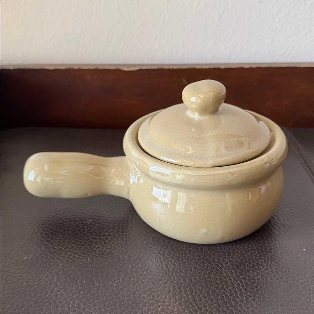 Vintage Ceramic Glazed Beige Pot Bowl w/Handle for Soup, Casserole or Beans