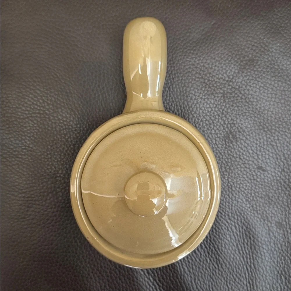 Vintage Ceramic Glazed Beige Pot Bowl w/Handle for Soup, Casserole or Beans