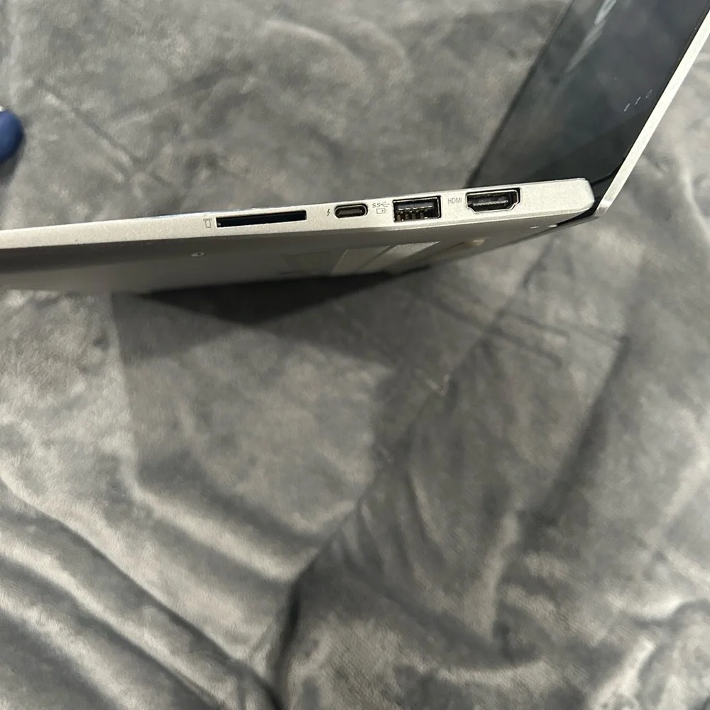 Lenovo barely used