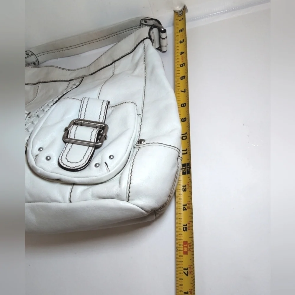 Tignanello crema shoulder bag extra large.