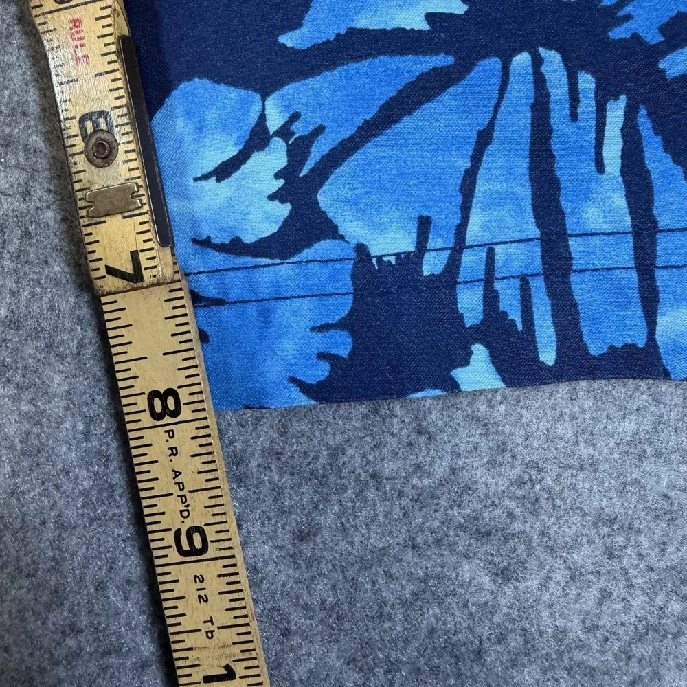 Lands End brand lands