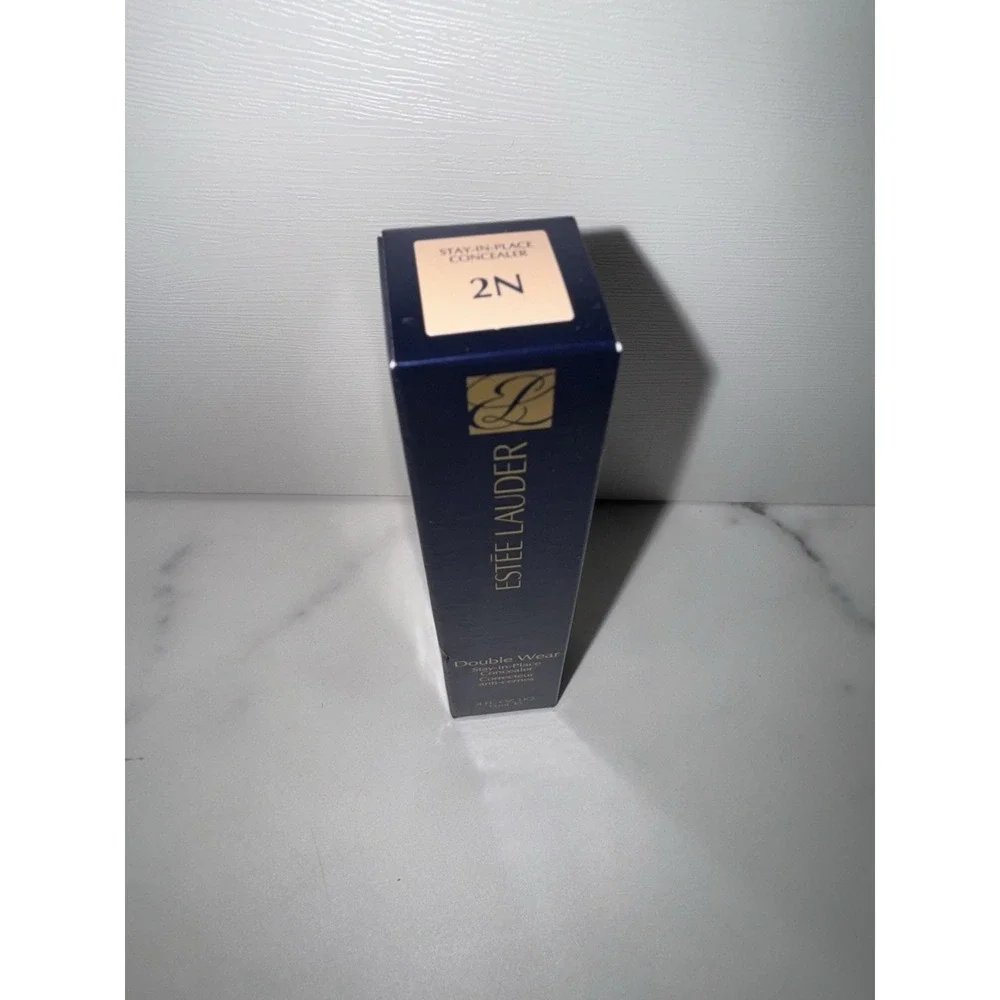 Estée Lauder Double Wear Stay-in-Place 24-Hour Concealer shade: 2N Brand New