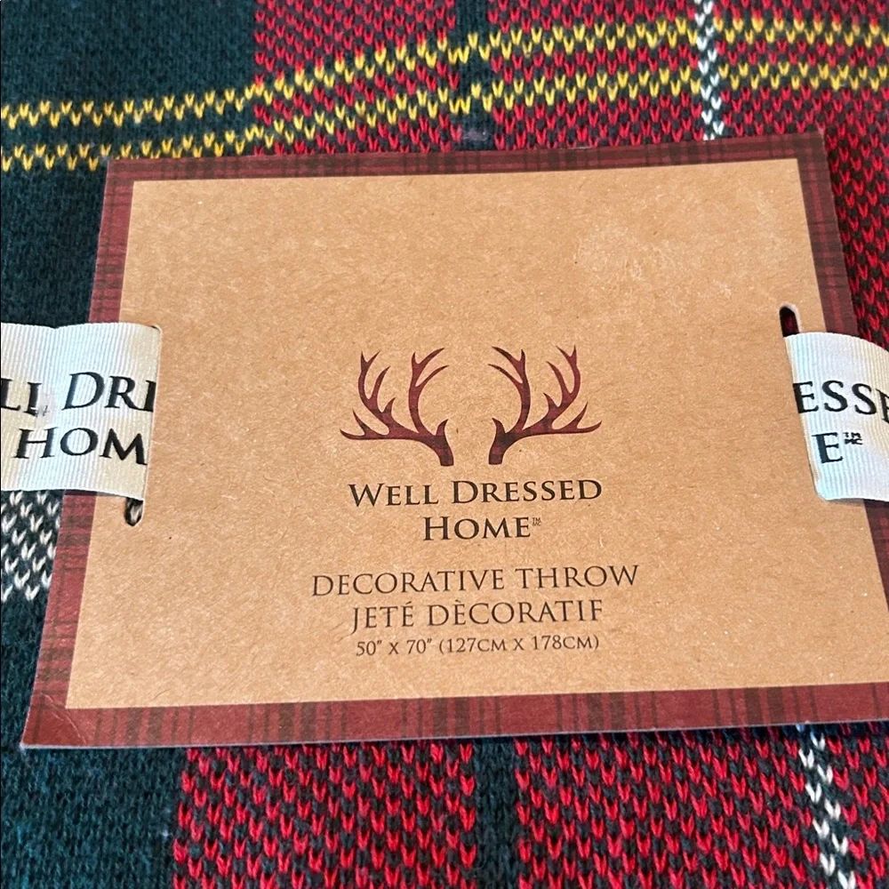 NWT Well Dressed Home Red Plaid Decorative Throw 50”x70”