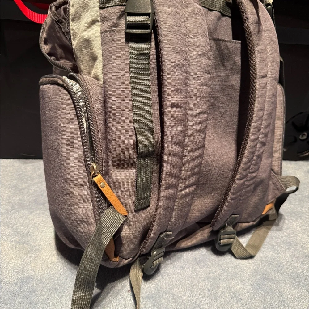 Eddie Bauer stay organized