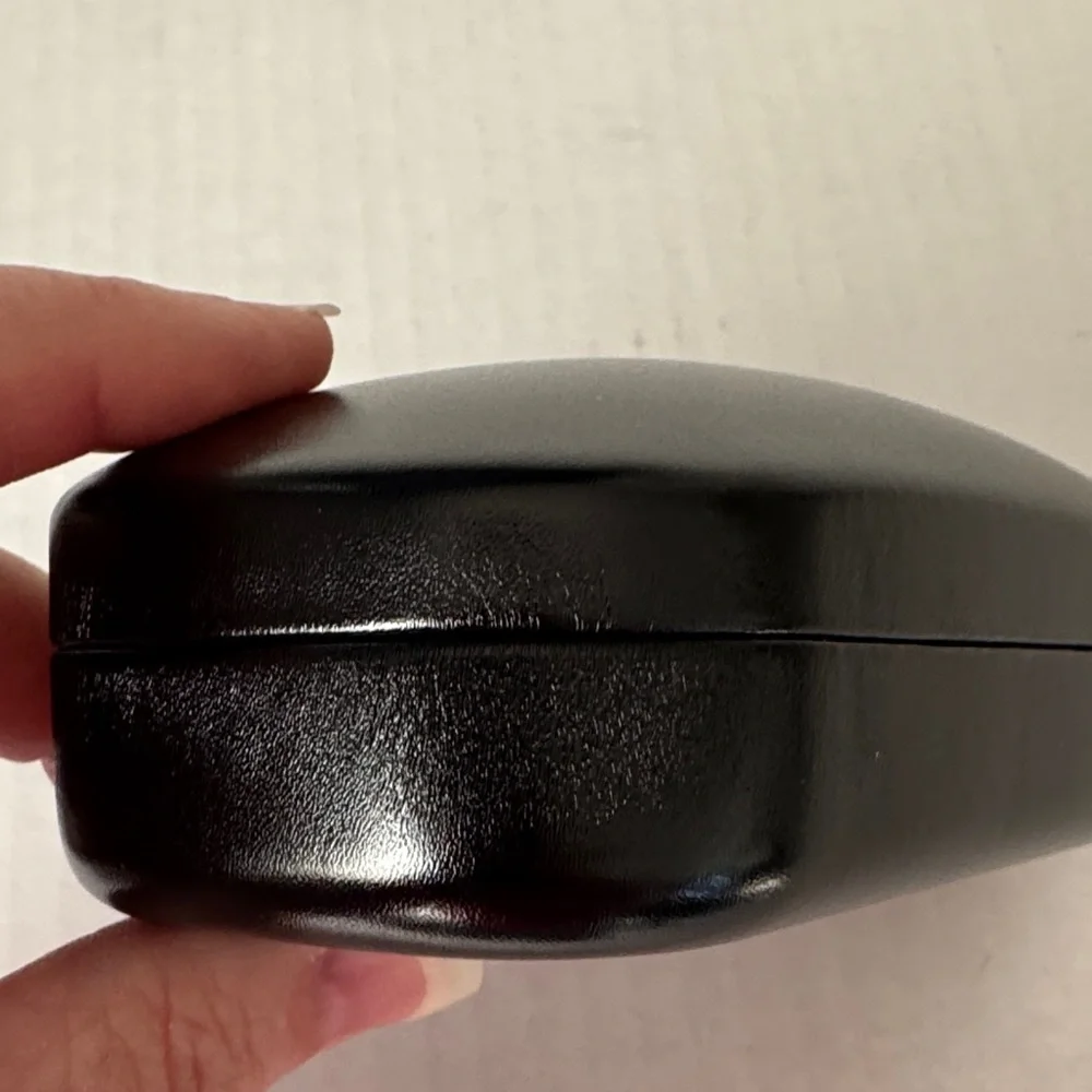 COACH New York Clamshell/Hardshell Eyeglass Case/Black Embossed Leather