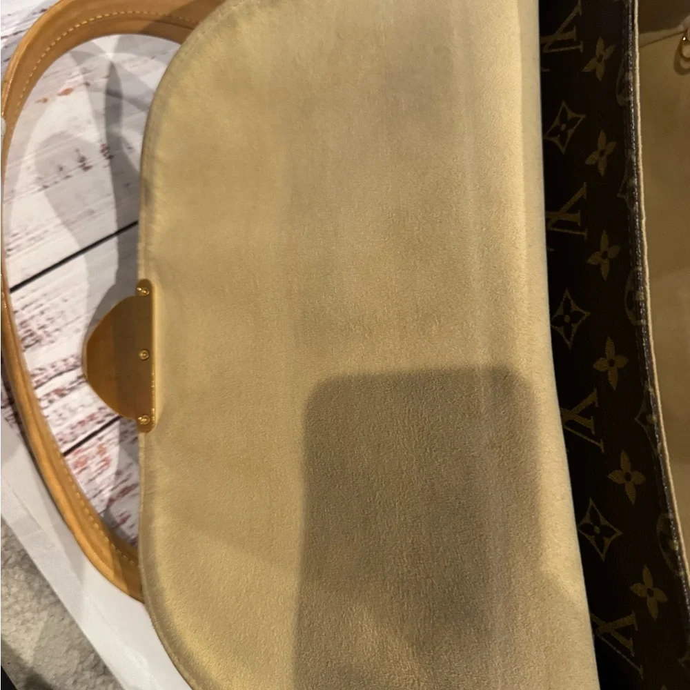 Louis Vuitton Brown Monogram Shoulder Bag