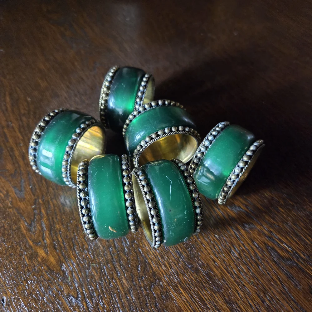unbranded set emerald