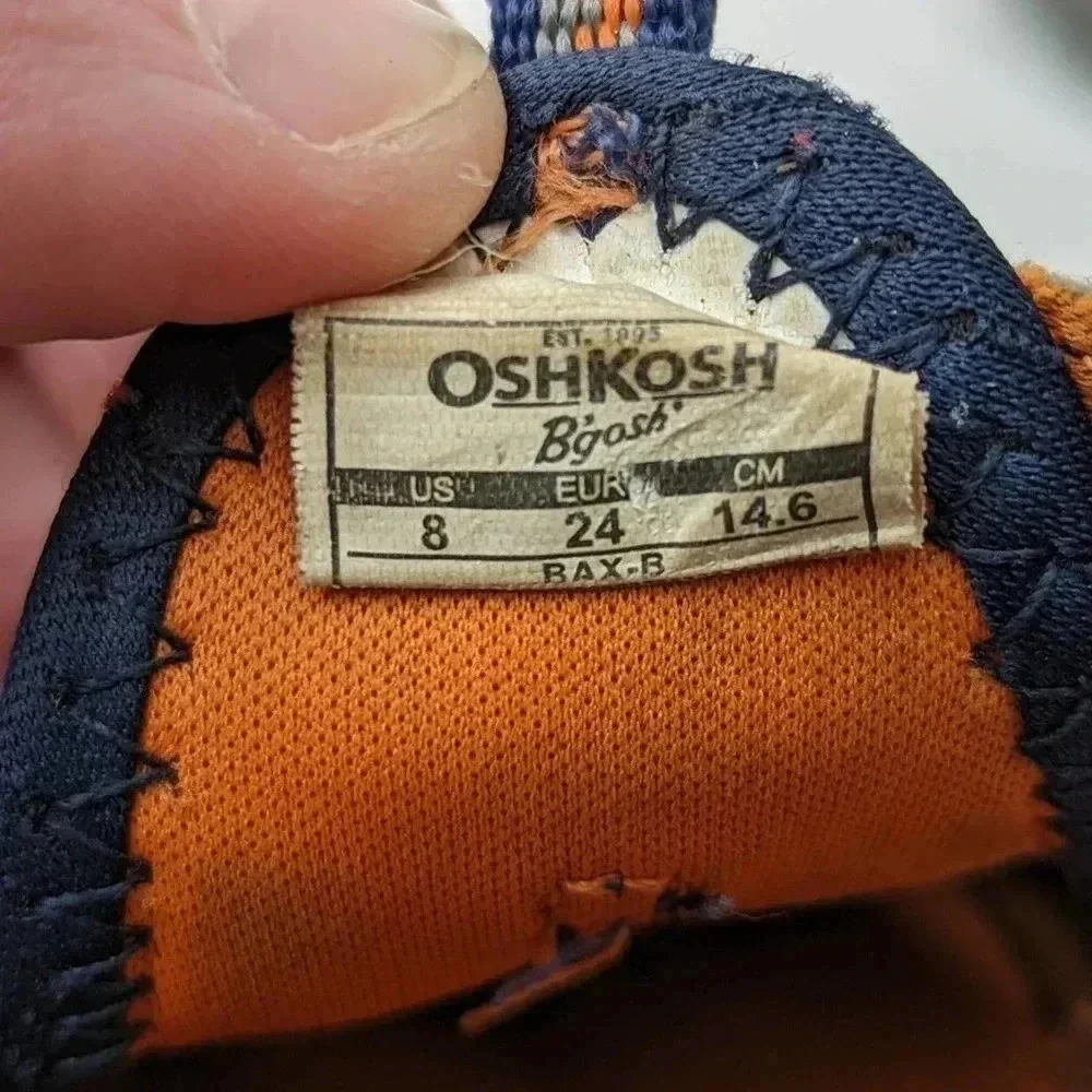 OshKosh Bgosh bump toe