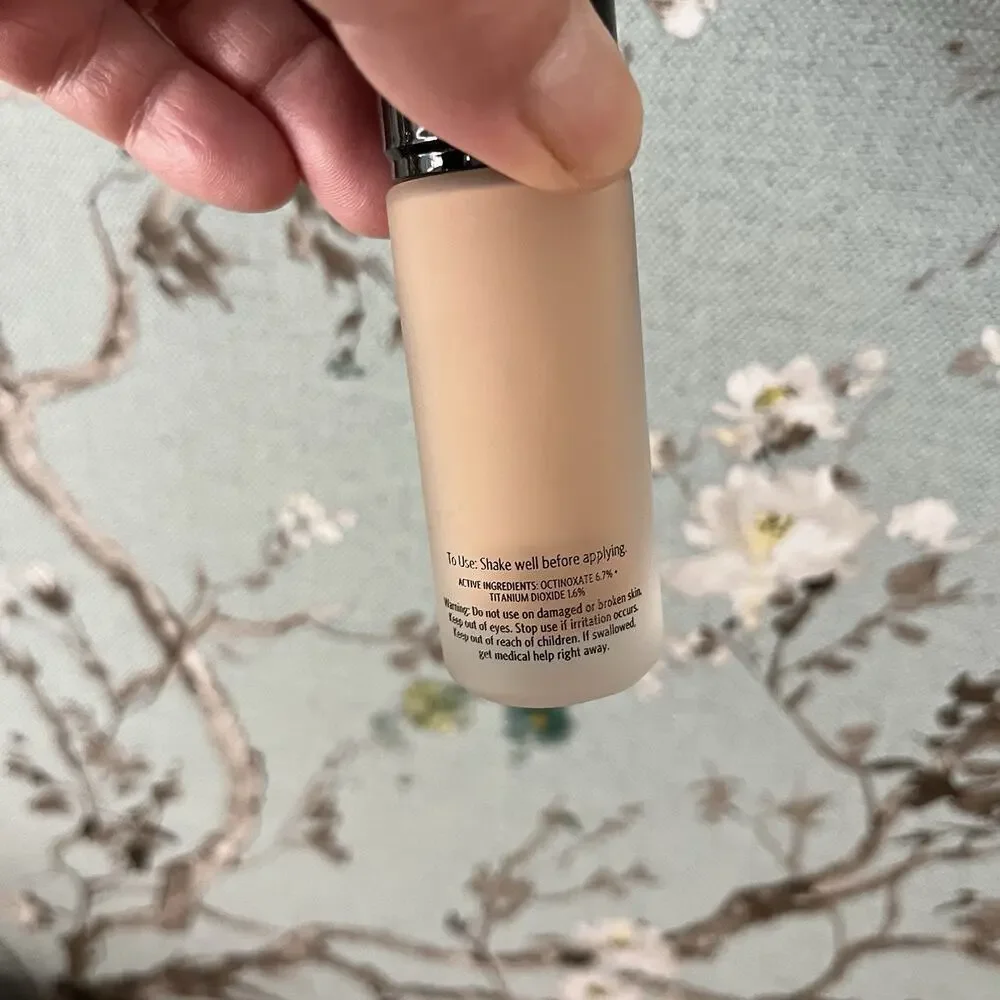 Bobbi Brown unboxed never