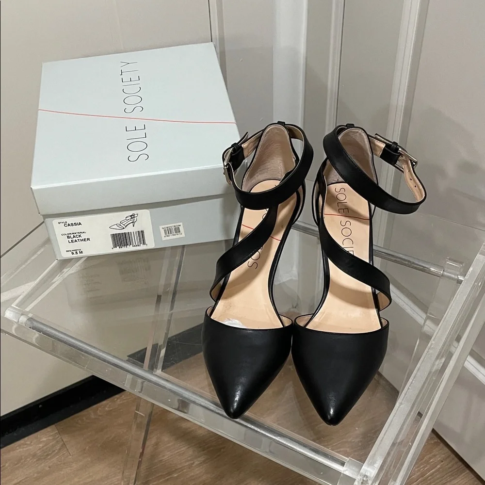 Sole Society Cassia Strappy Black Leather Heels