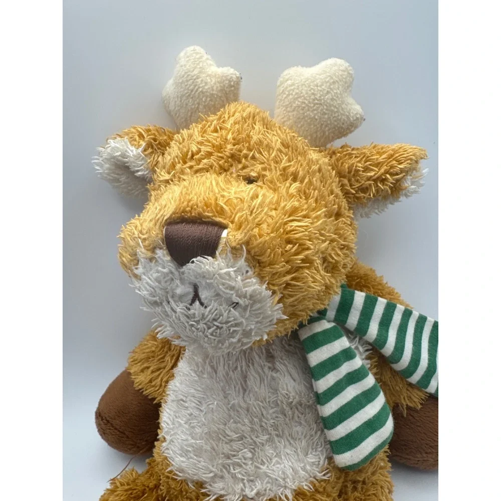 GANZ embrace cozy