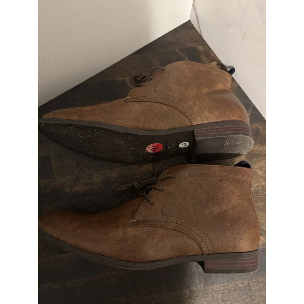 GUESS Men's Gmmorven Chukka Boots Brown Leather US 10 Ankle Casual Dress Shoes