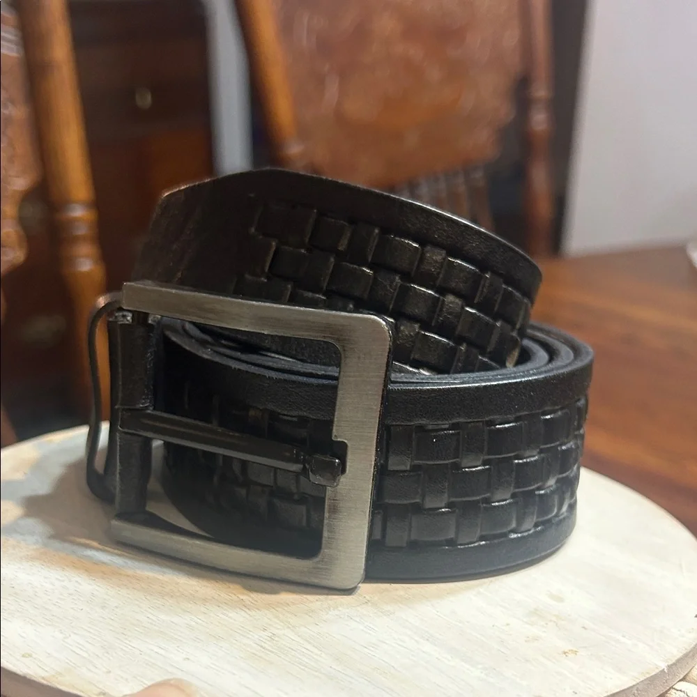 Men's Black Woven Leather Belt