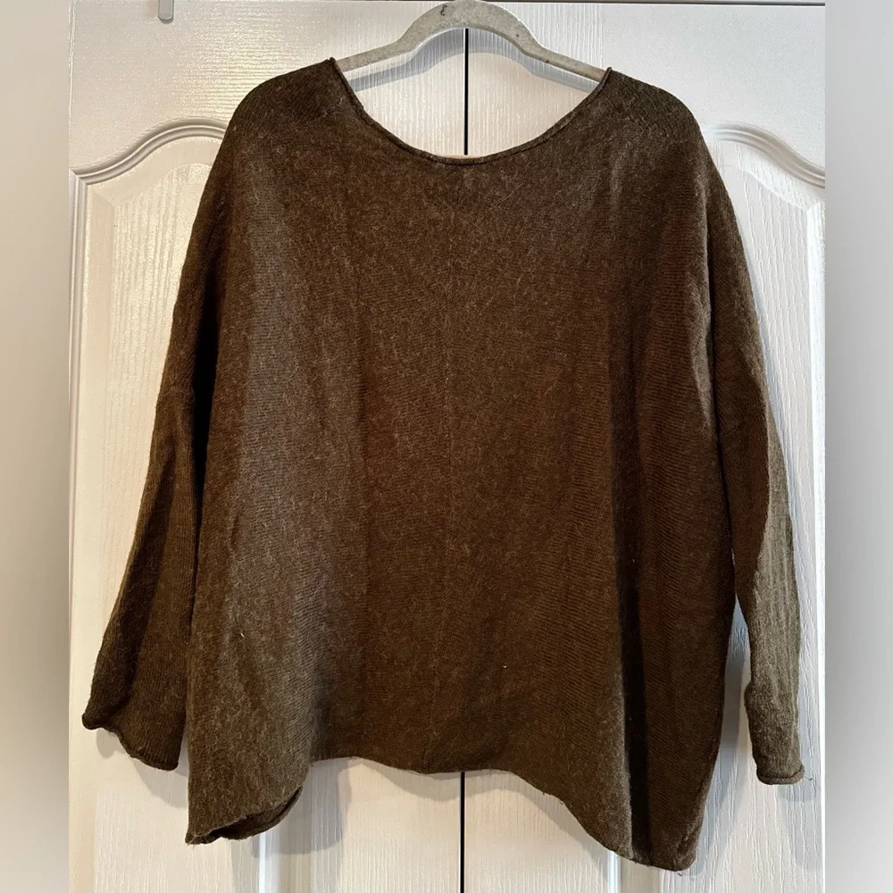 Free People Sadie Olive Green Dolman Sleeve V-Neck Sweater - Size M?