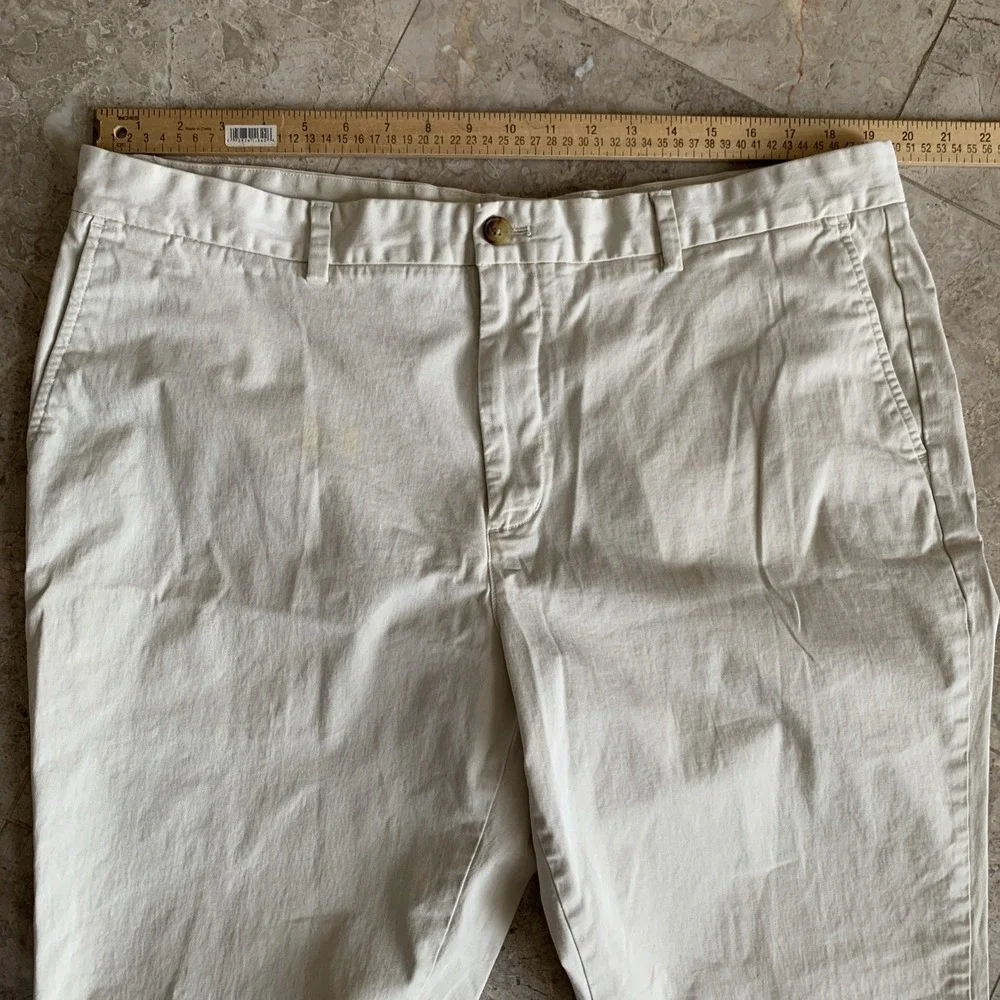 Vineyard Vines slim owned