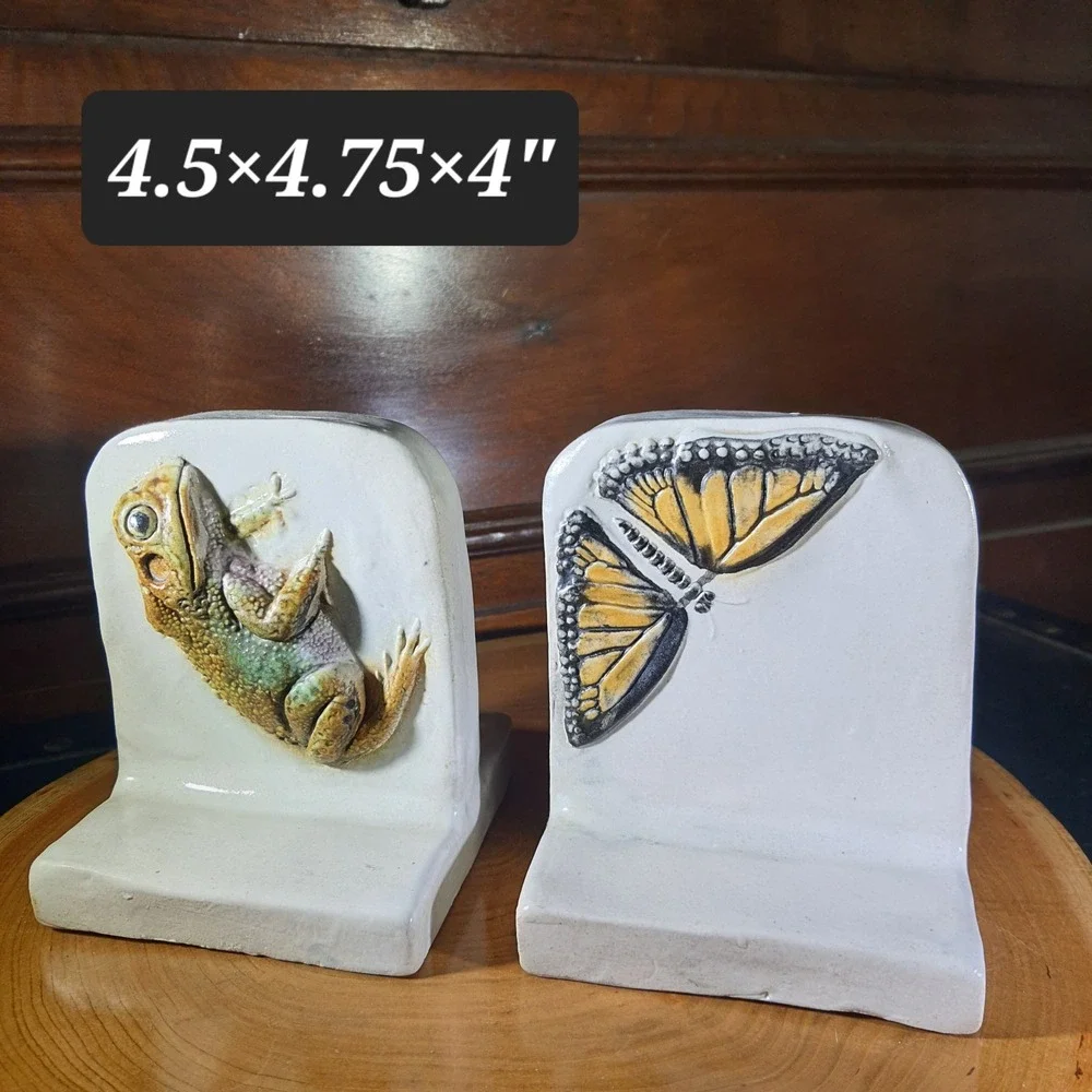 Vintage 1995 Natalie Surving Art Pottery Bookends Towel Rack Frog & Butterfly