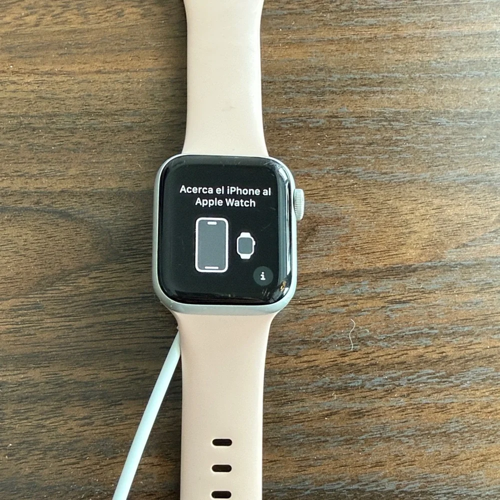 Apple Smartwatch SE 40 mm Aluminum