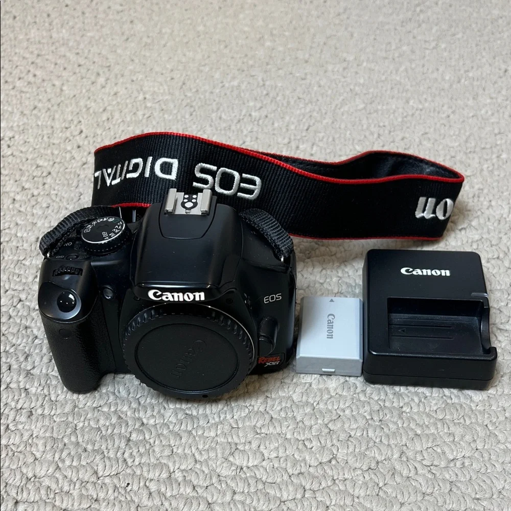 Canon EOS Digital Camera with Black Finish