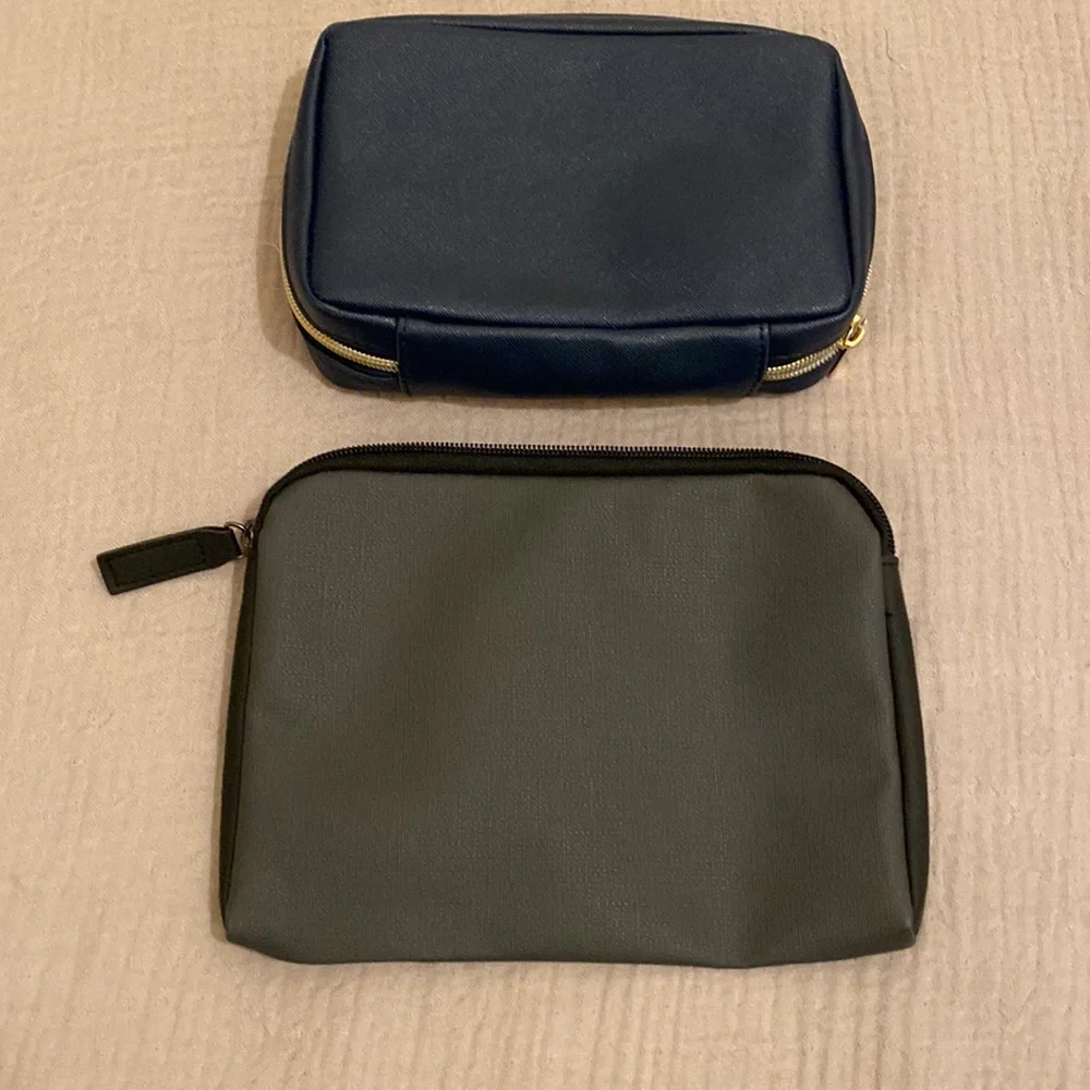 Tumi elegant toiletry