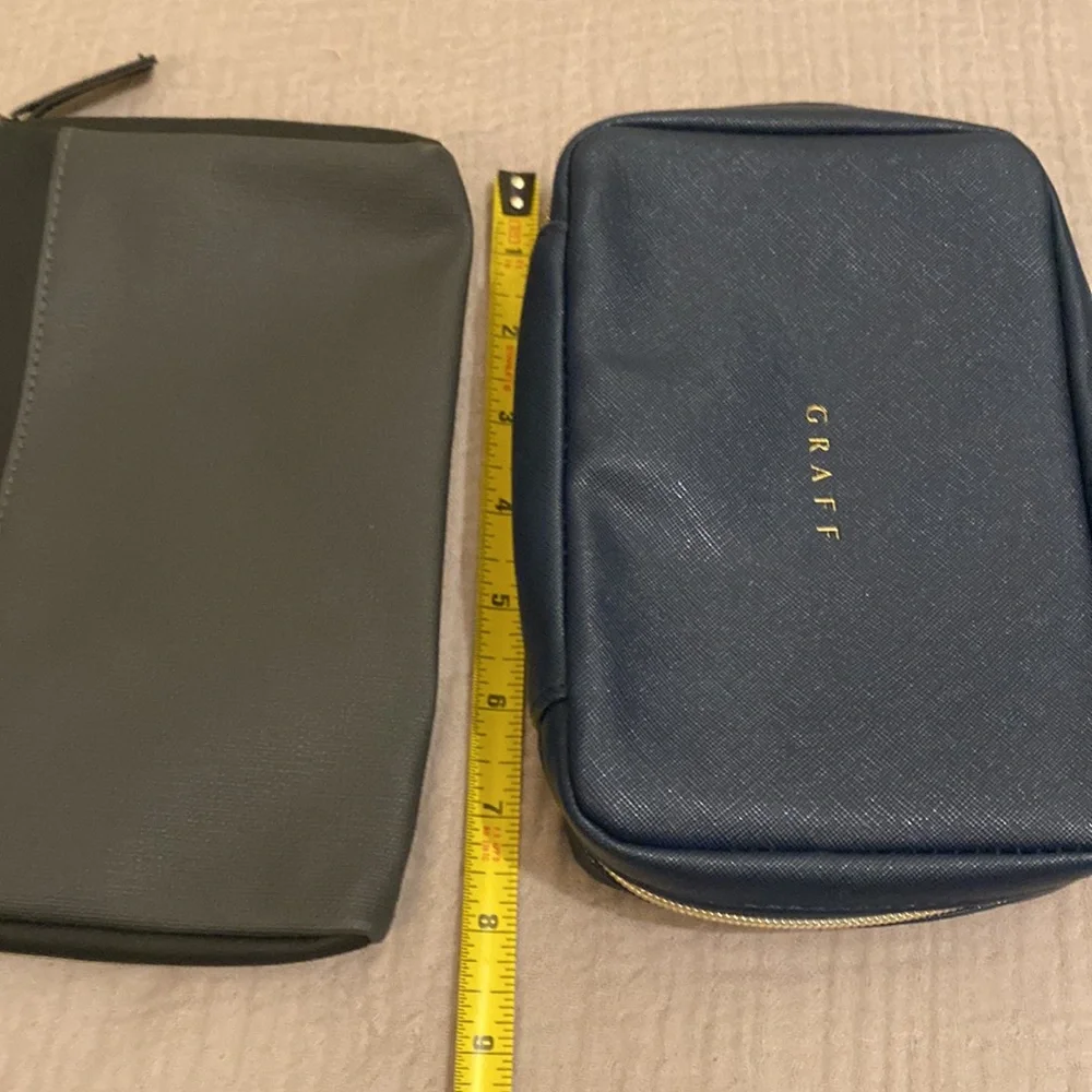 Tumi elegant toiletry
