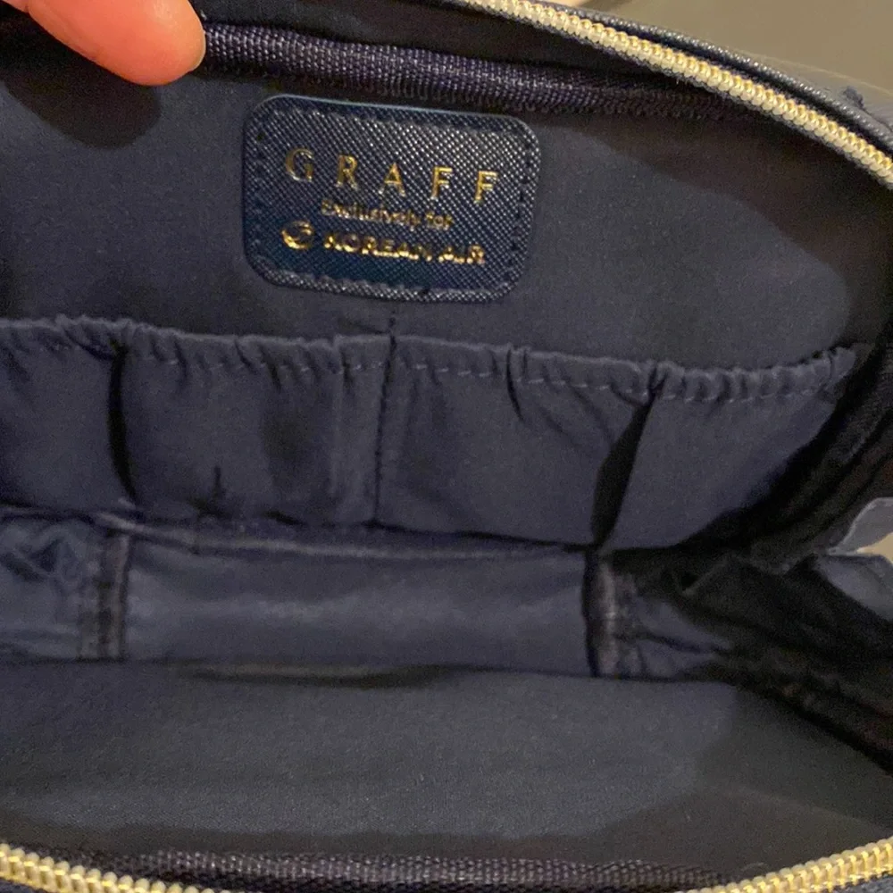 Tumi elegant toiletry
