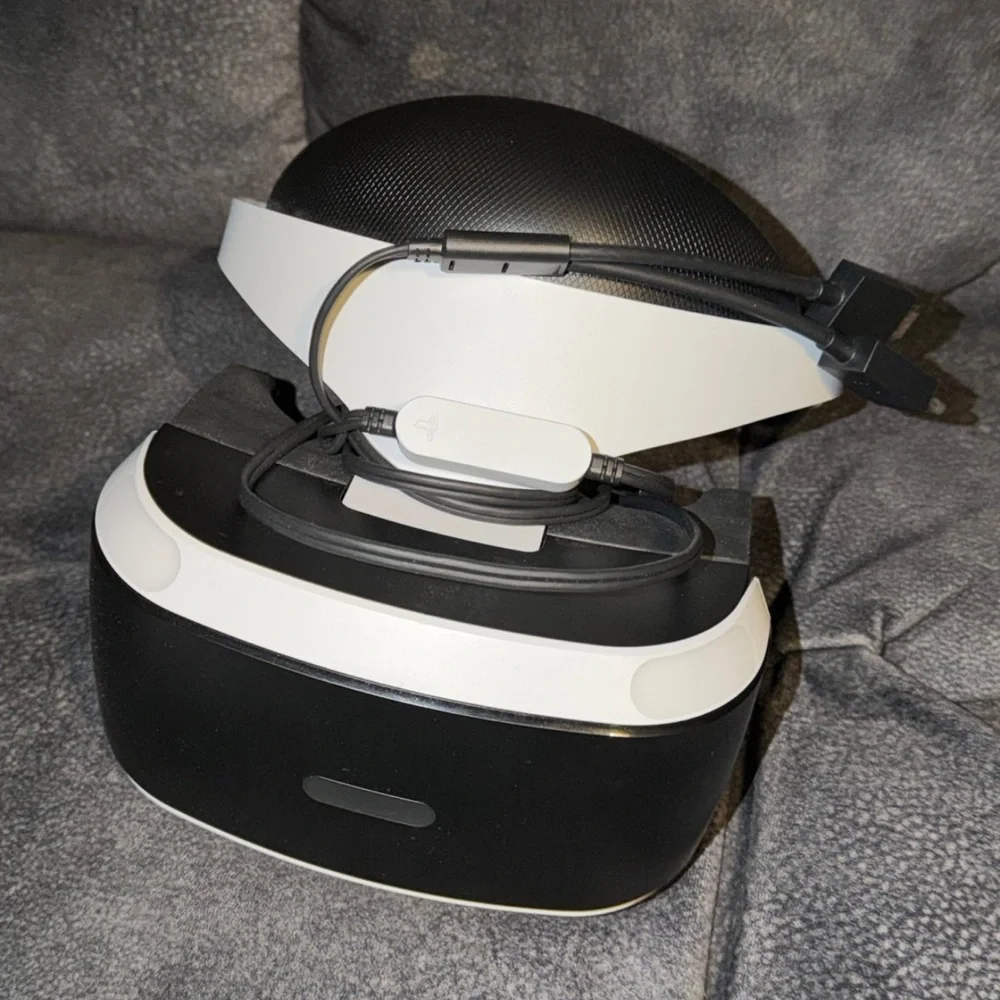 Sony PlayStation VR Virtual Reality Gaming Headset Used Pre Owned Works Great US