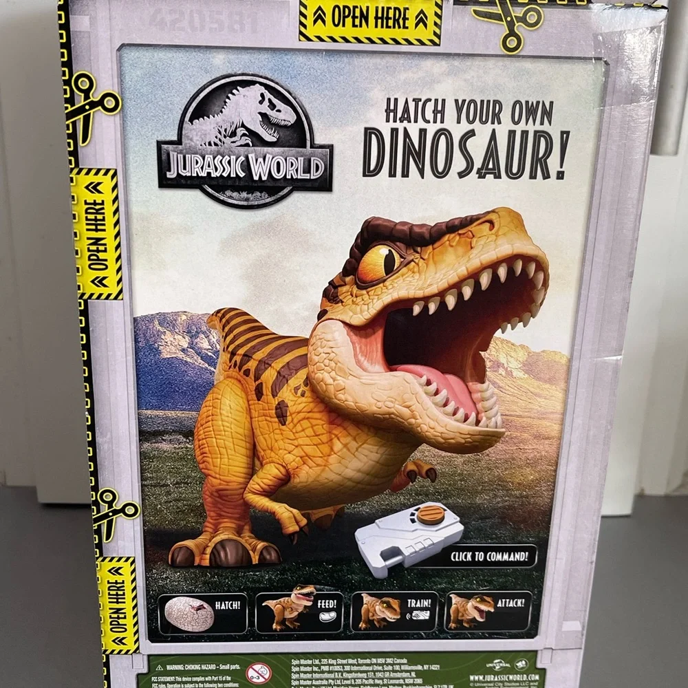 Jurassic World Primal Hatch T. Rex Tyrannosaurus Rex Dinosaur Baby Egg Toy NIB