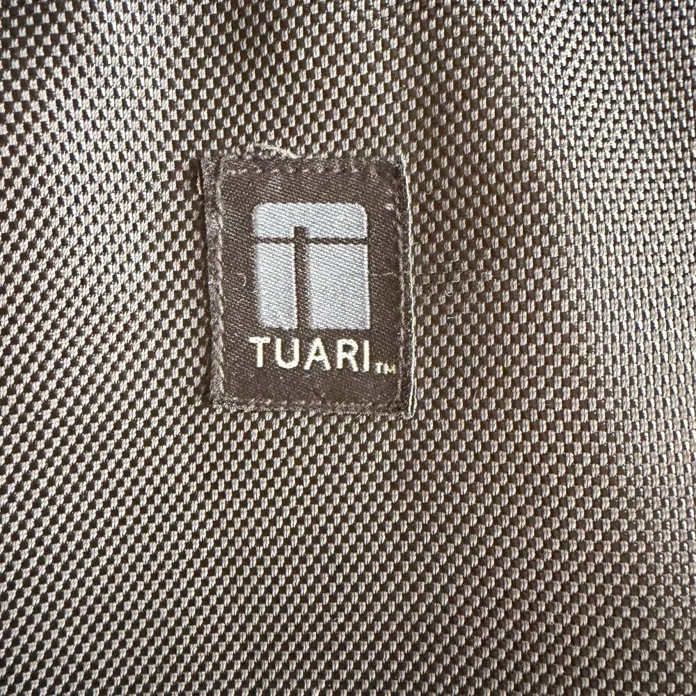 Tuari protective commuting utility