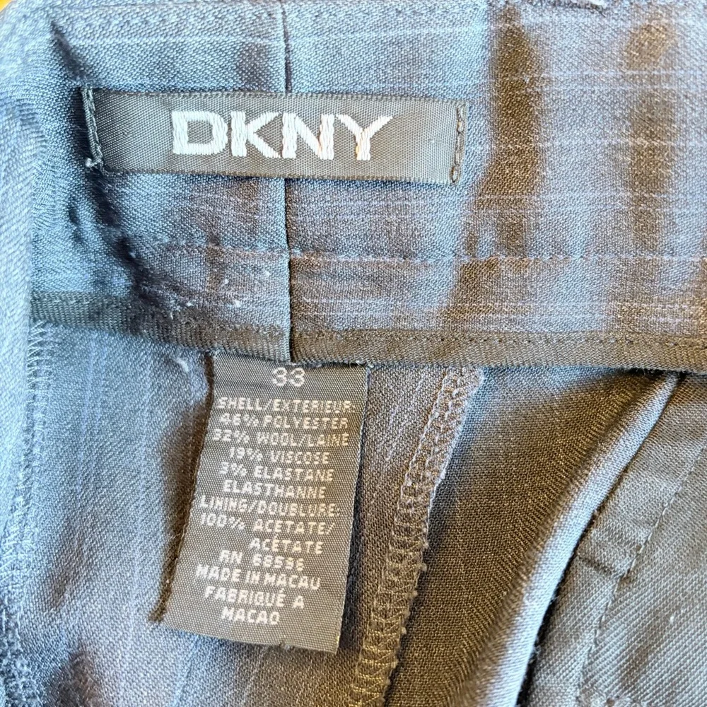 Dkny pinstripe mid