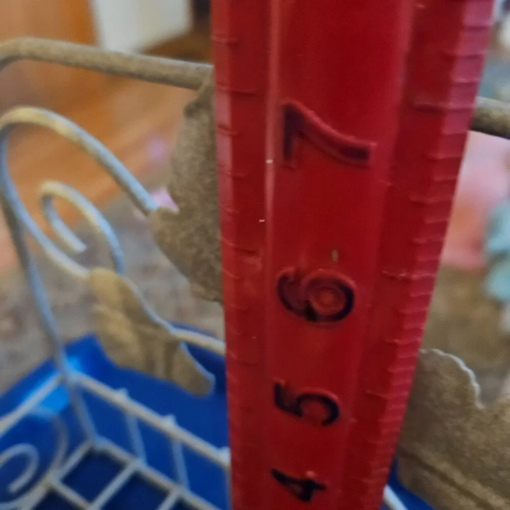 N/A hanging shelf