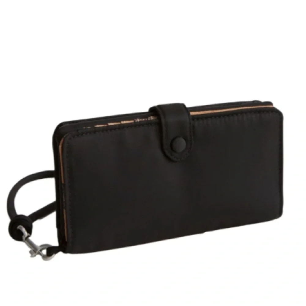NWT Vera Bradley Phone Wristlet Multipocket Wallet Removable Strap Black Tan