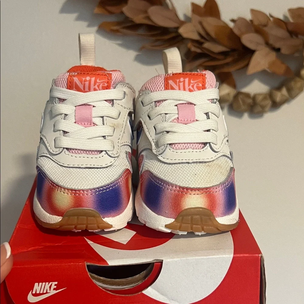 Nike worn 2x