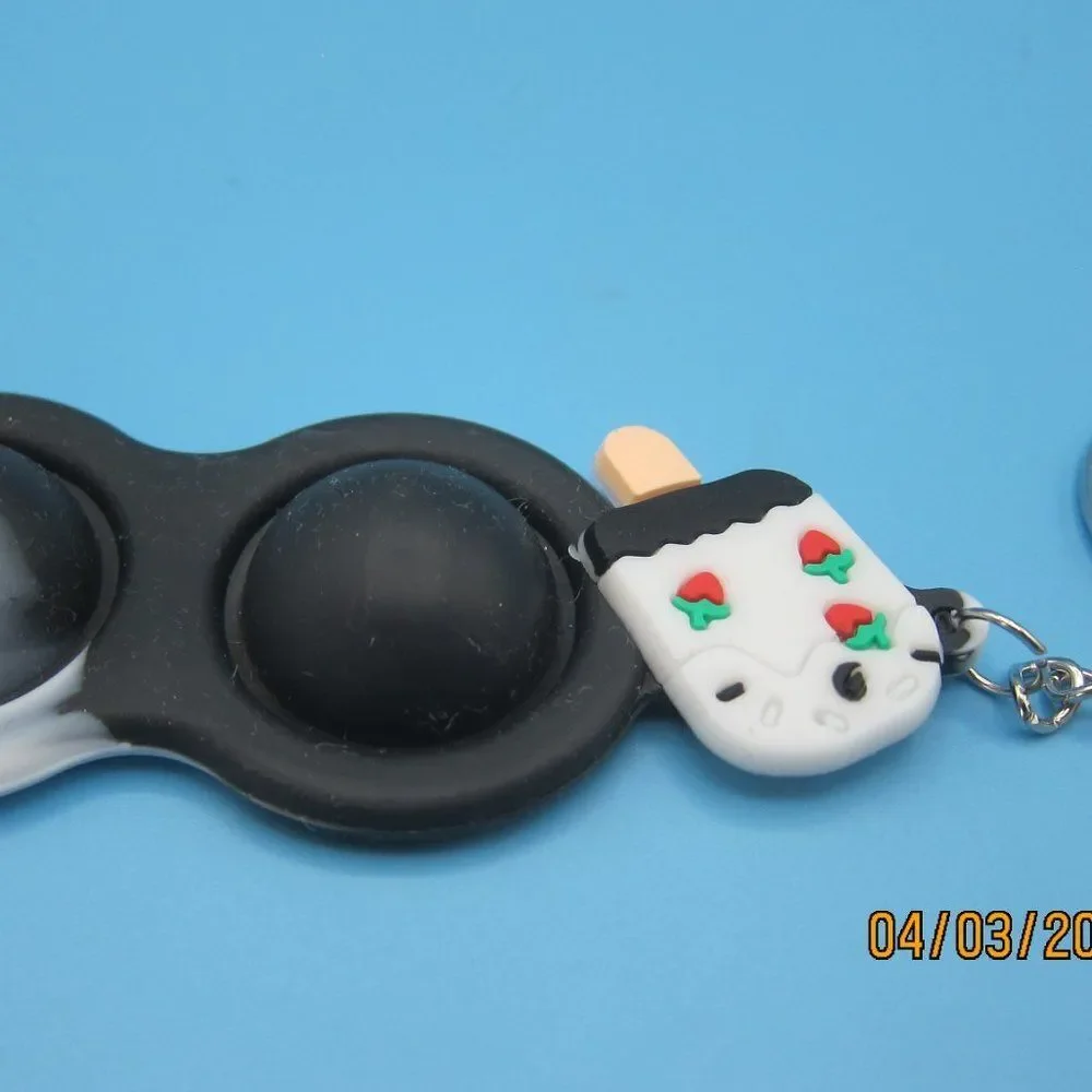 💥5/$10💥Black white Ice cream strawberry bar keychain 🍓🍦🍫 NWOT