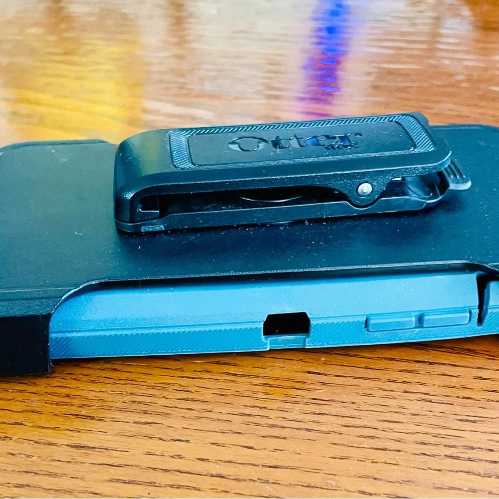 OtterBox Blue Holster Clip Case for iPhone 10s