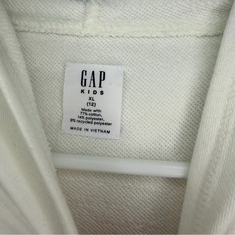 GAP white hoodie