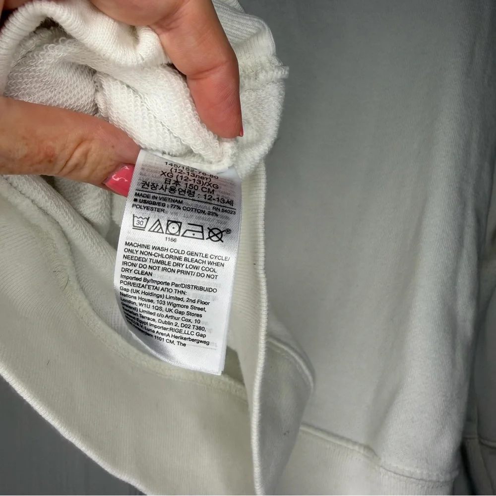 GAP white hoodie