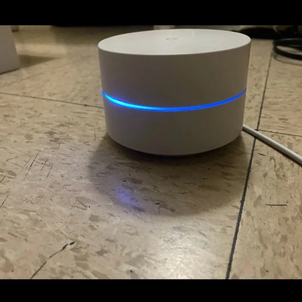 Google NLS-1304-25 Dual Band Mesh 1200 Mbps Wi-Fi Router With Power Cable