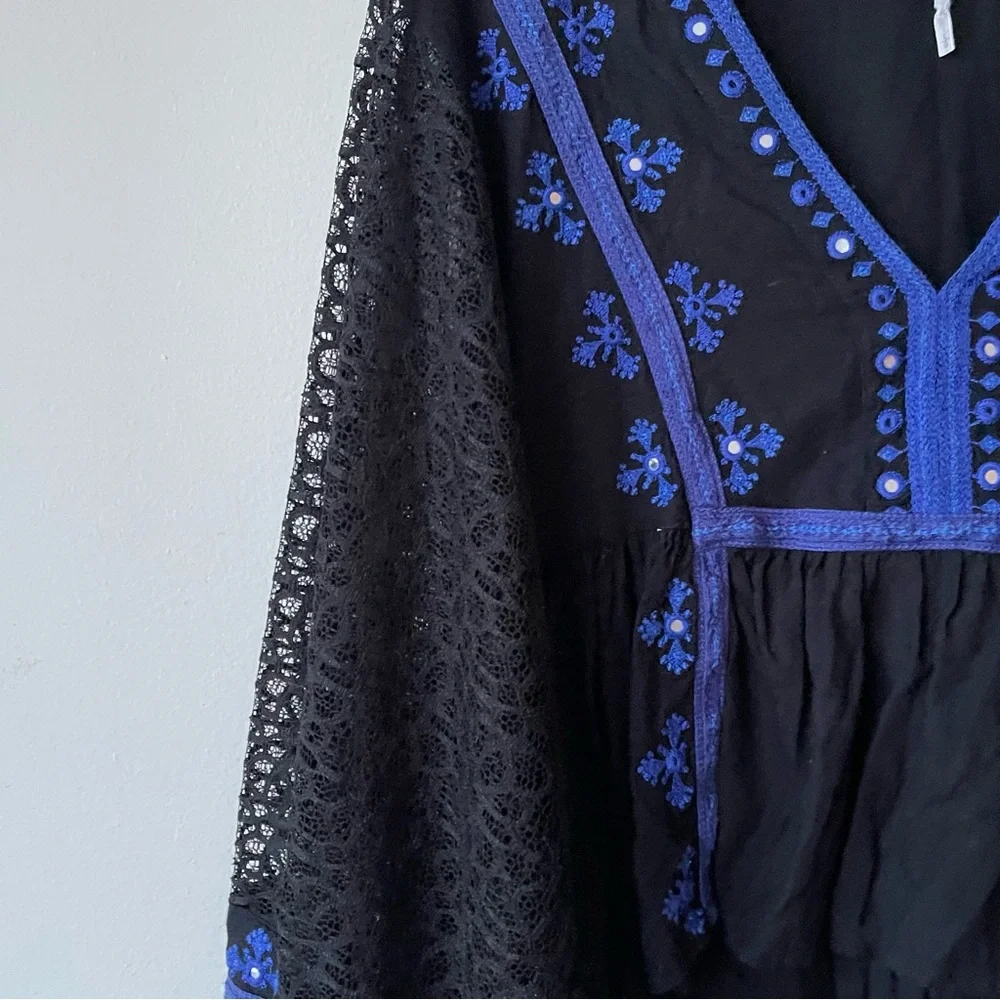 FREE PEOPLE Boogie All Night Peasant Blouse Embroidered Mirror Lace Size Large
