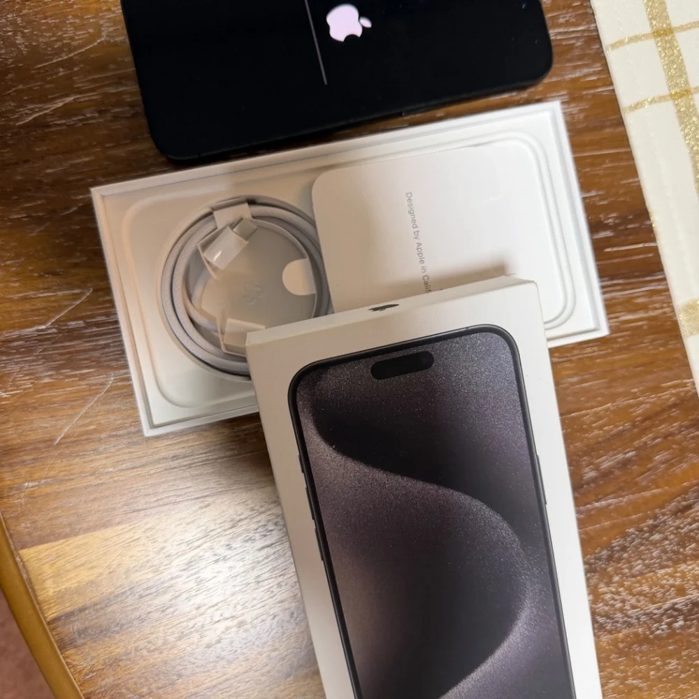 Apple iphone 15