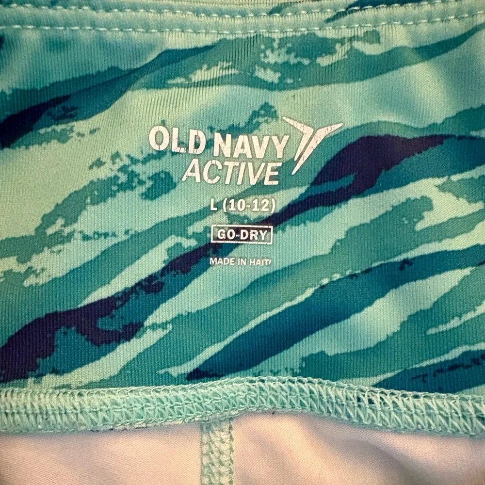 Old Navy girls go dry leggings