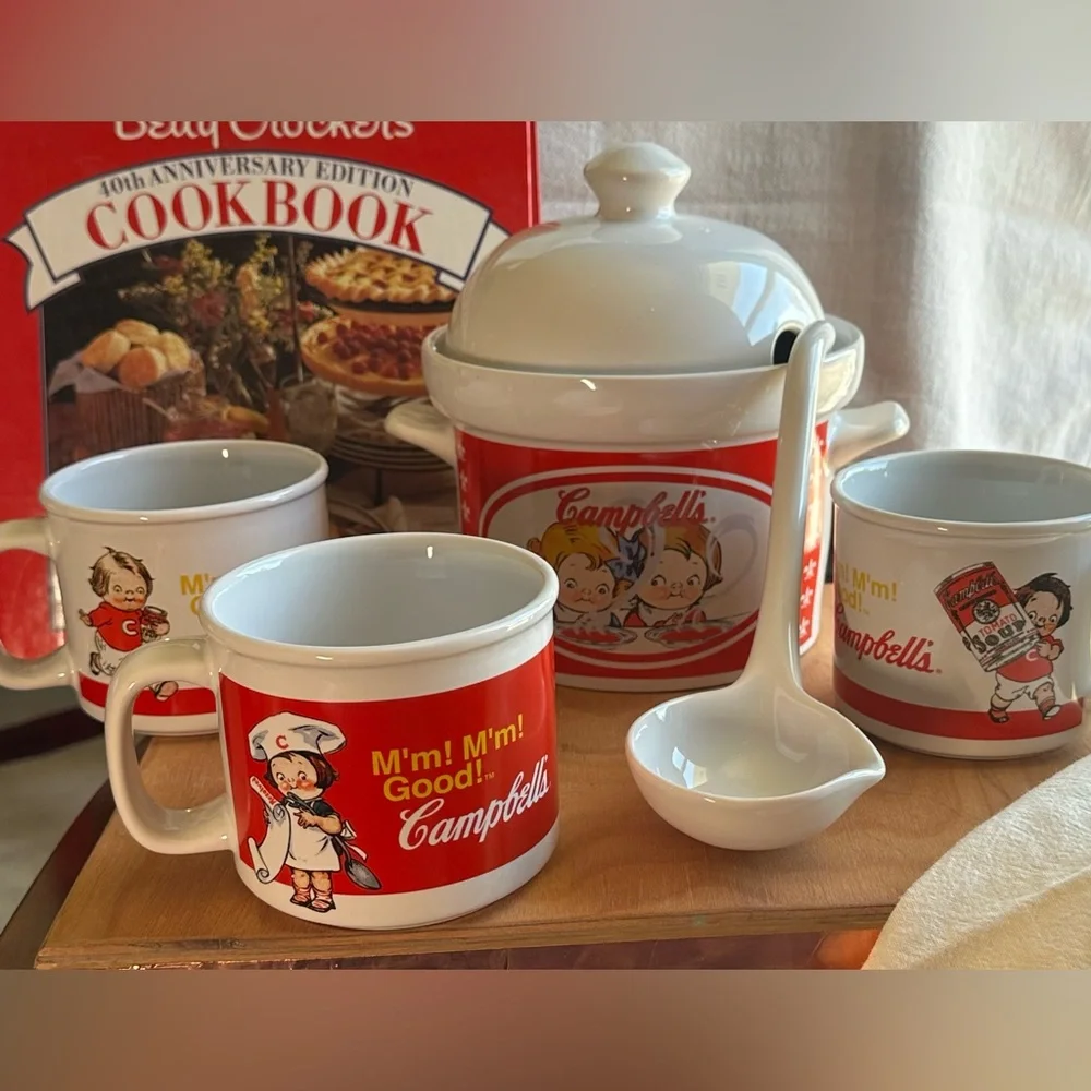 Vintage Campbell’s Soup Terrine w/ 3 Mugs & Ceramic Ladle Set