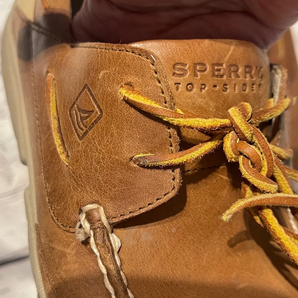 Sperry stylish tan