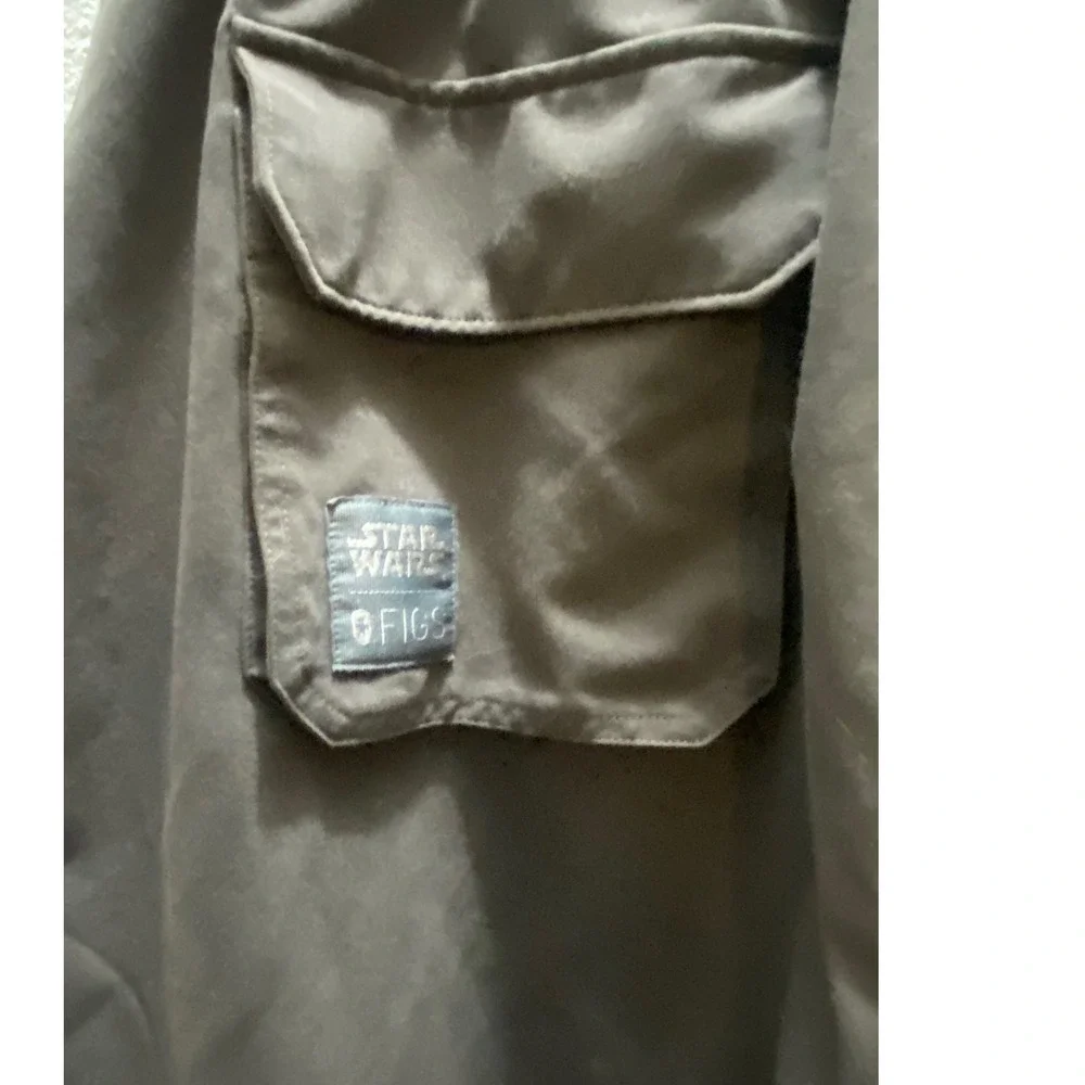 Figs front wear