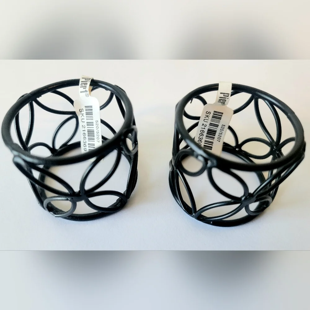NWT/NWOT Pier 1 Set of 6 Black Scroll Napkin Rings