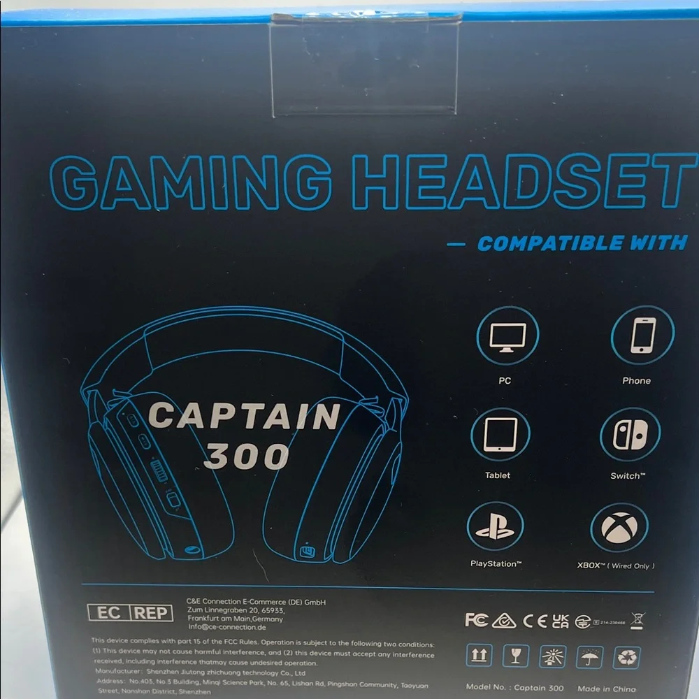 Captain 300 Gaming Headset - Black new in box and sealed