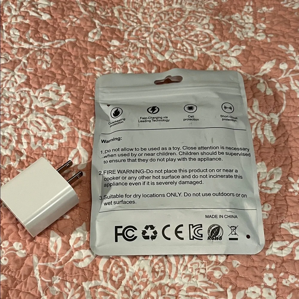 White USB Wall Charger