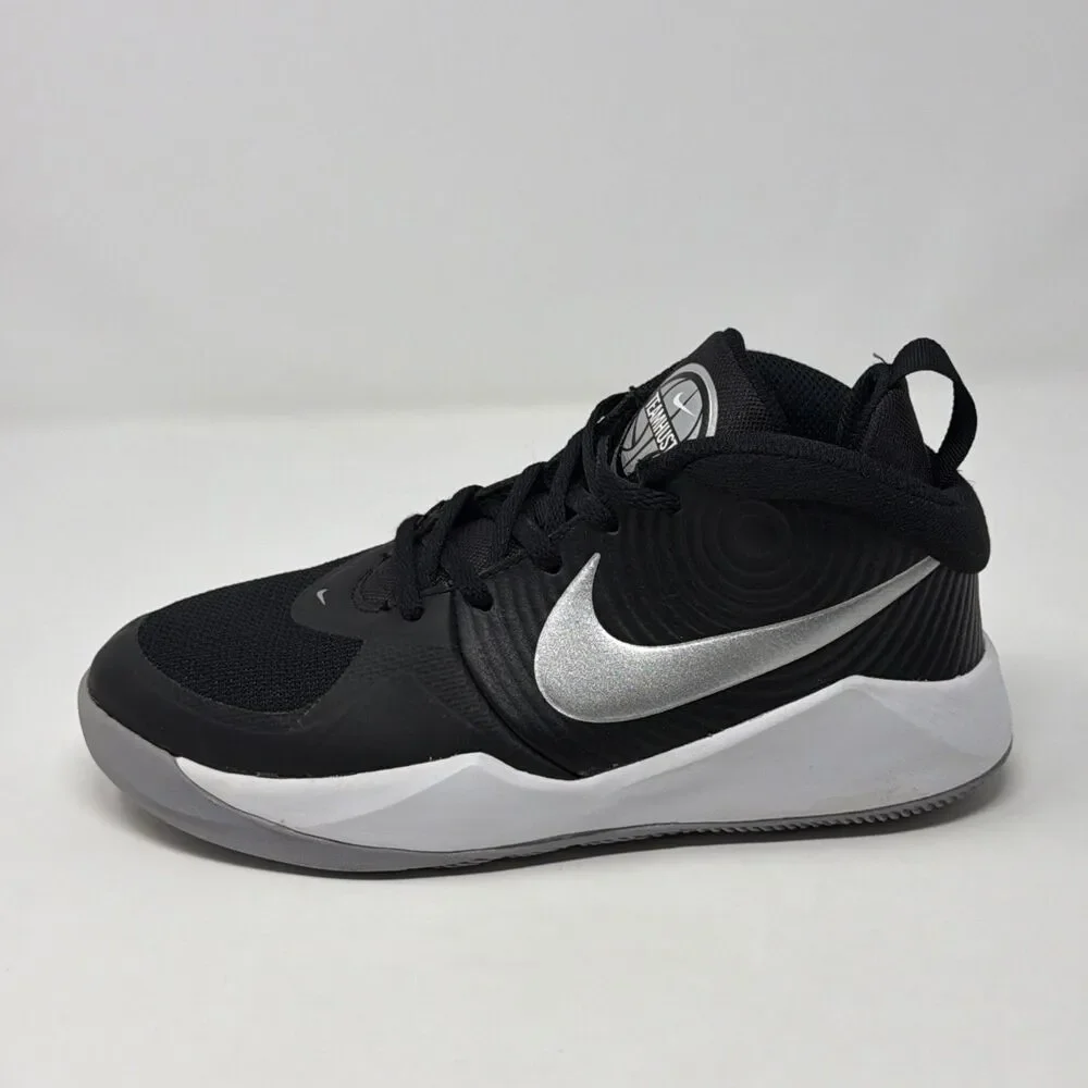 Nike Team Hustle D9 Youth Sneakers Black Silver Basketball Shoes Size 4Y