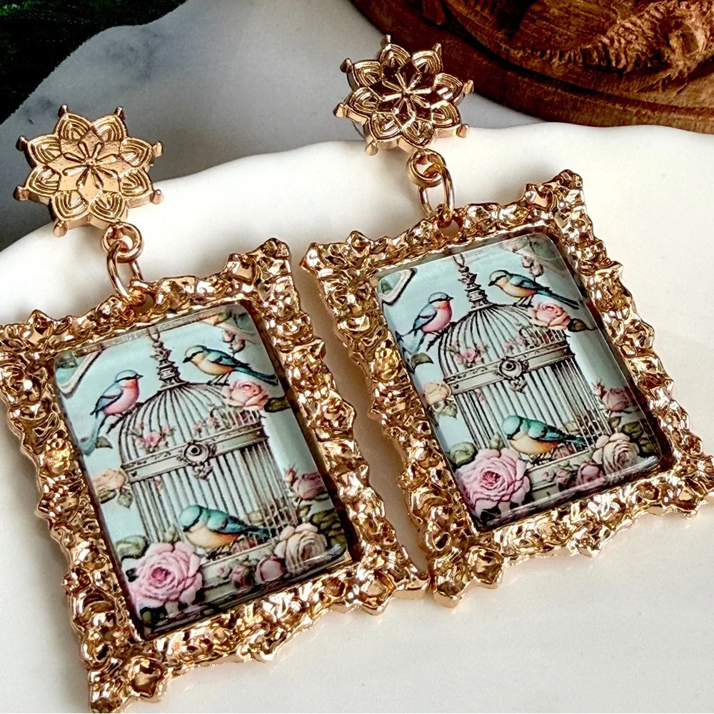 N/A birdcage bird